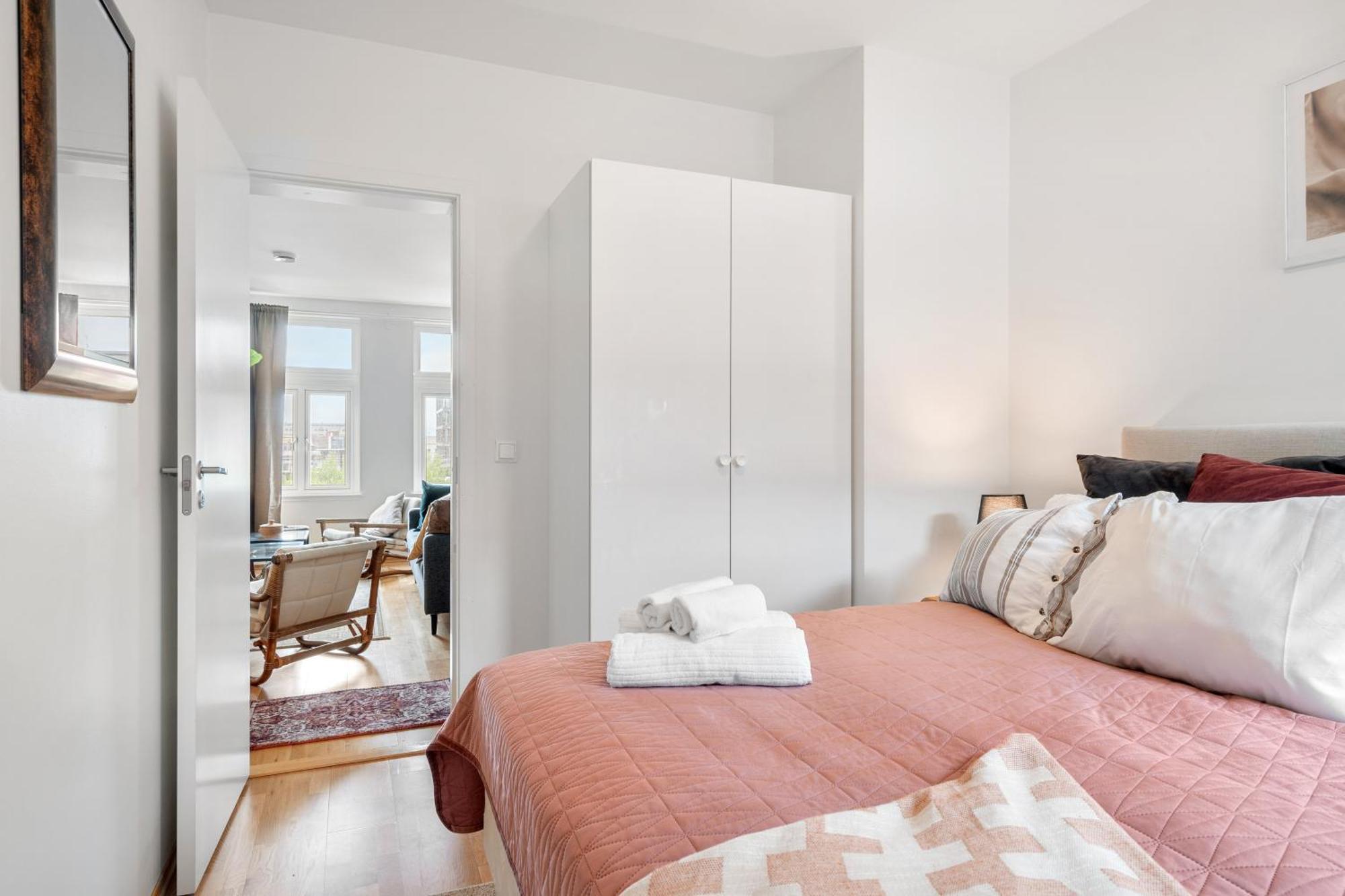 Central Big And Bright Resting Place Trondheim Bagian luar foto